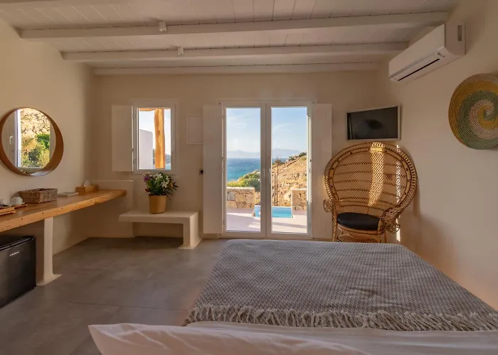 Aelia Mykonos 4*