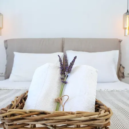 إيليا ميكونوس أورنوس